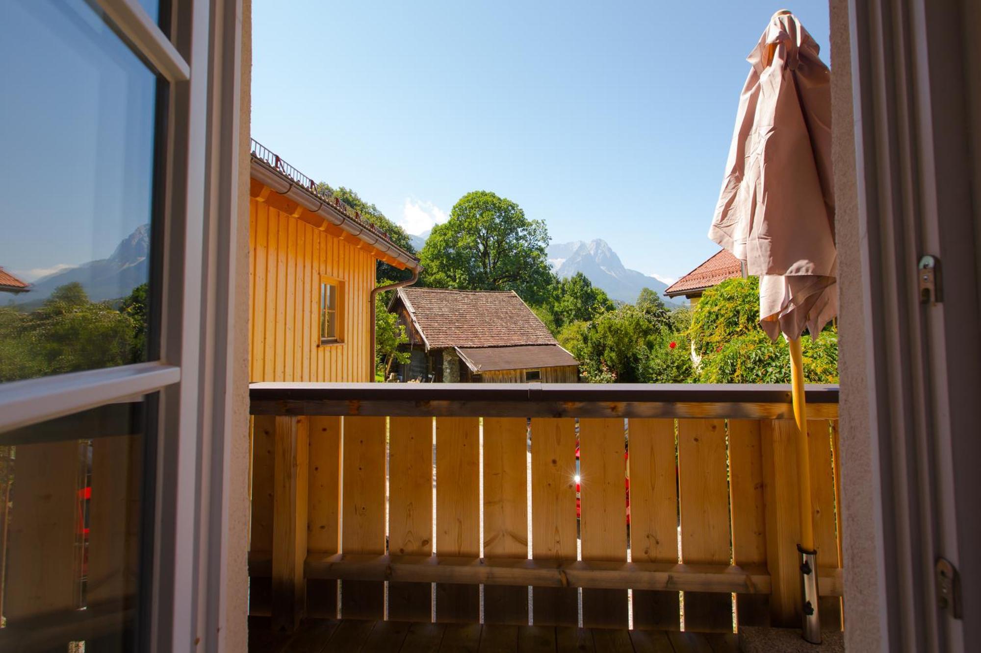 Bio Ferienwohnungen Im Lieblingsort 1868 Garmisch-Partenkirchen Eksteriør billede